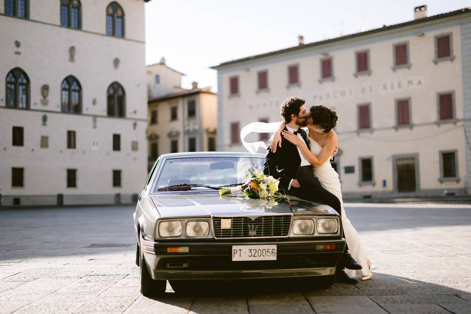 Ritratto Sposi con auto