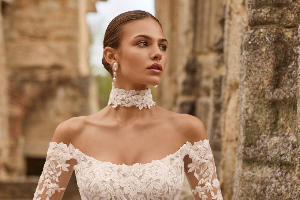 ADRIANA ALIER