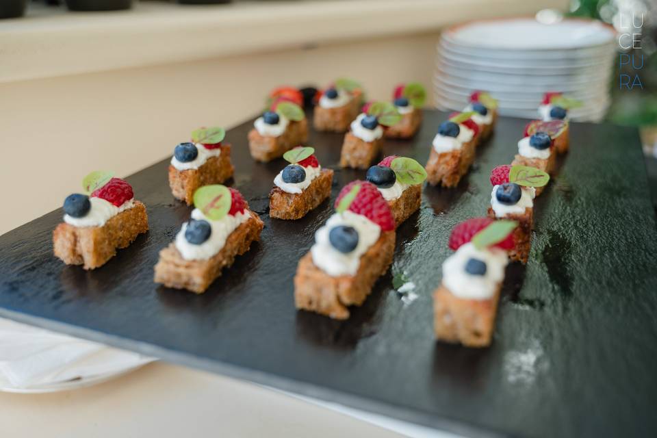 Finger food