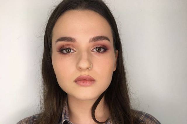 Mezzaluna morbida sui rosati