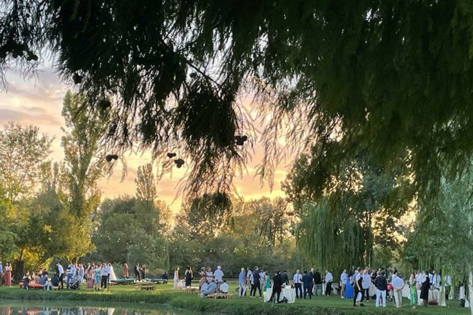 Cerimonia bordo lago Oasi Loto