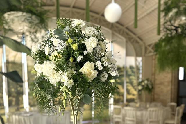 Elegant centerpiece