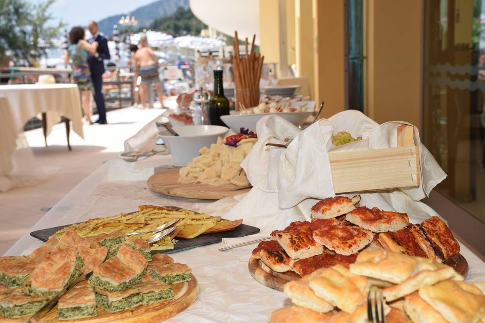 Aperitivo in terrazza