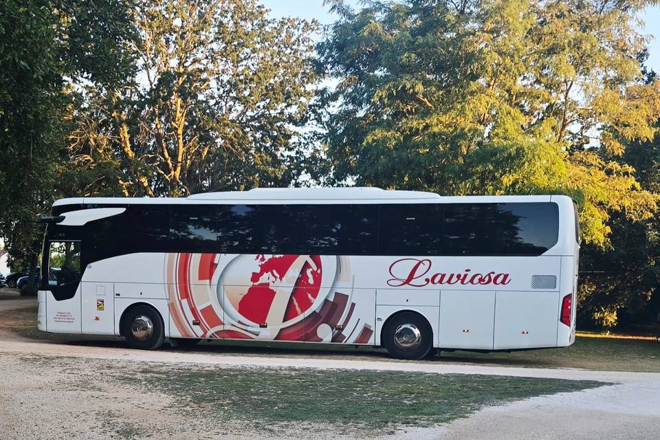 Autobus G.T. posti 54