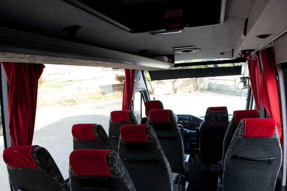 Minibus 16 posti