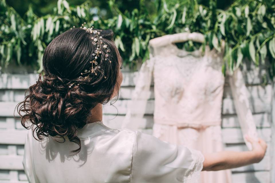 Vintage wedding dress