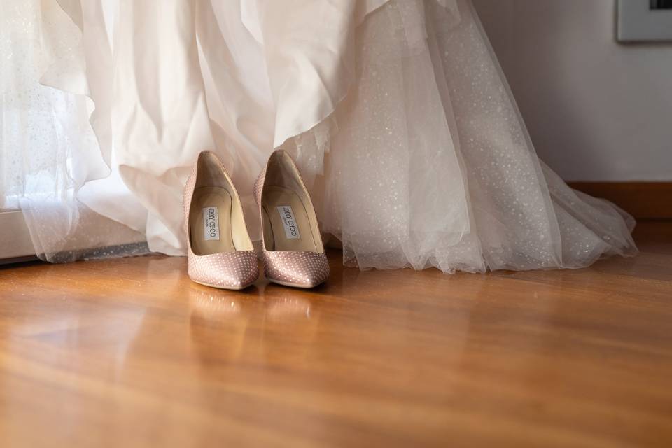 Sposa-scarpe-matrimonio