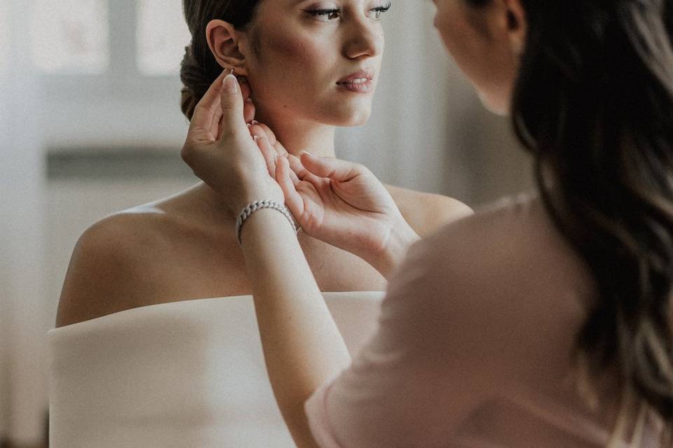 Bridal makeup