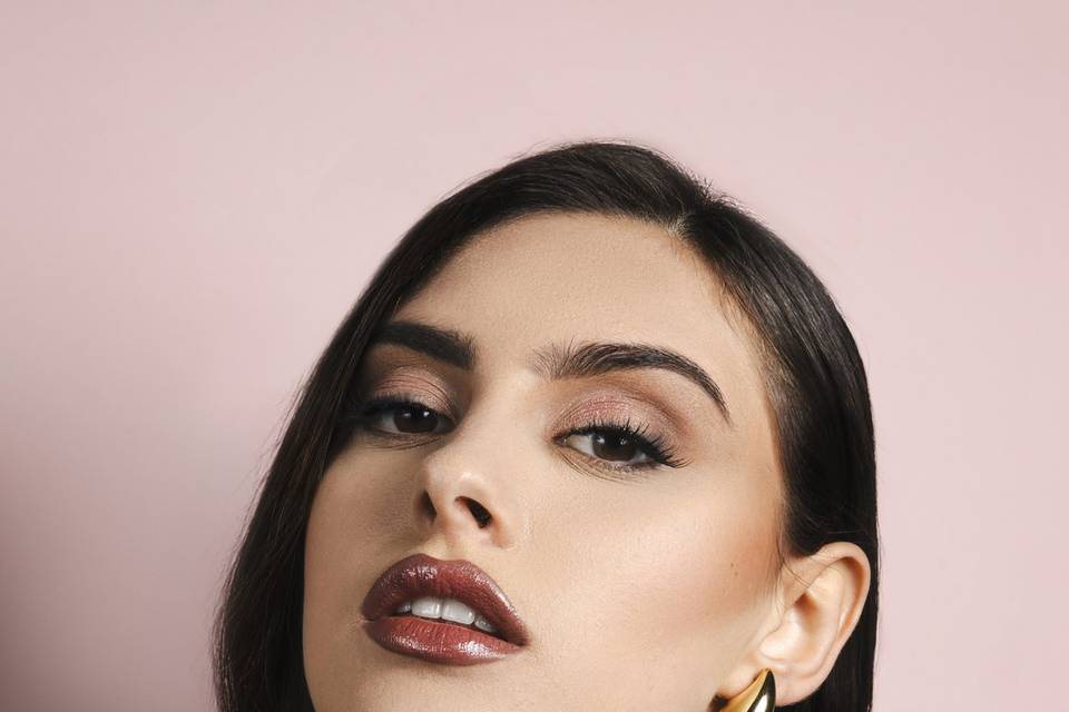 Evening bridal look