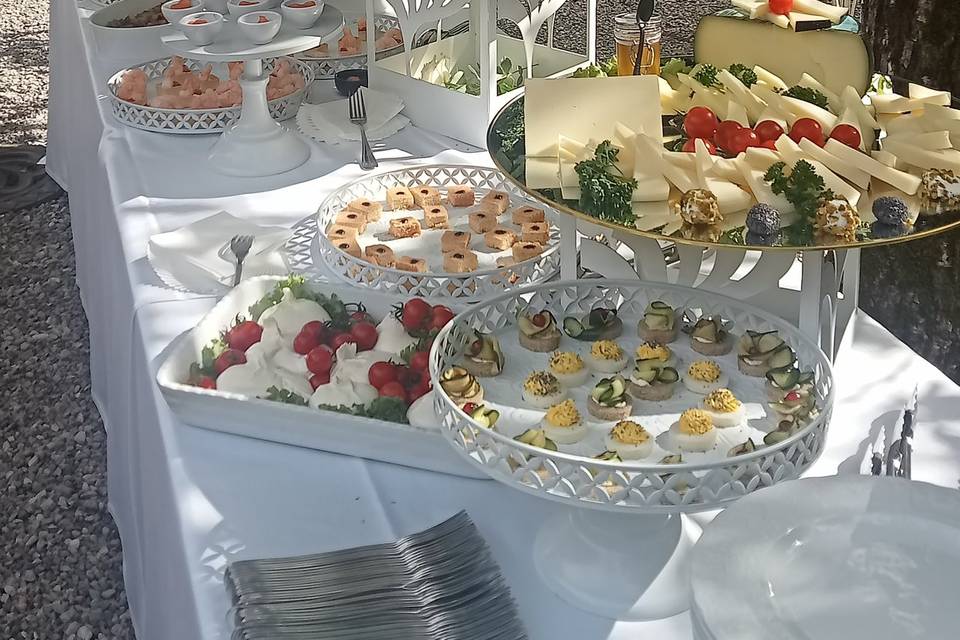 Buffet all'aperto