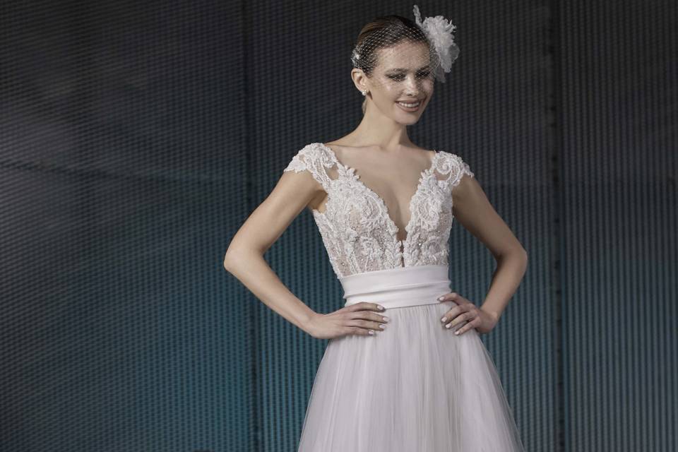 Helena by Maison Signore