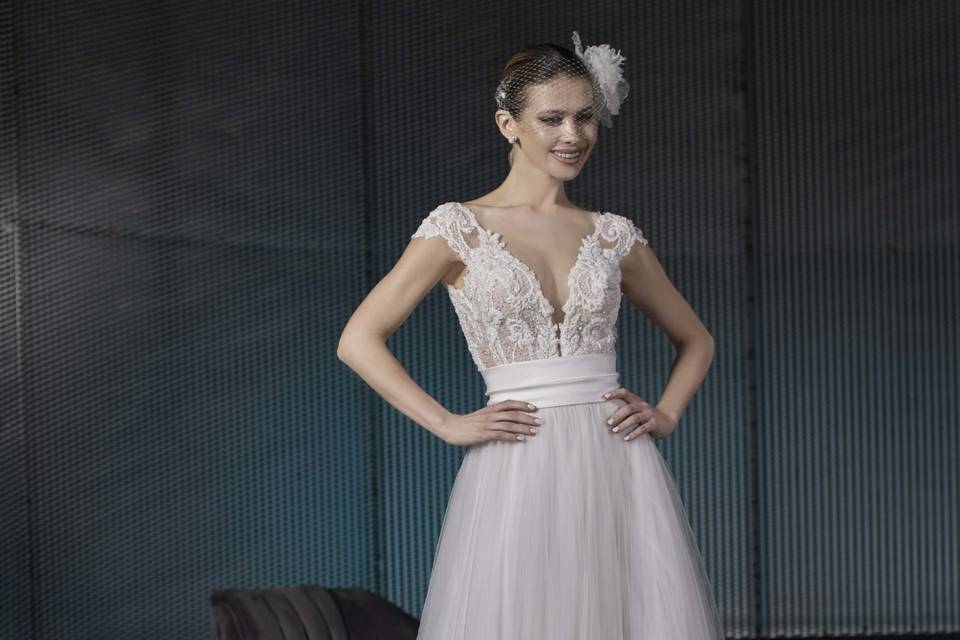Helena by Maison Signore