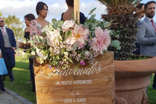 Laura Idee Creative: Matrimoni 2016 : Cartelli in legno per un