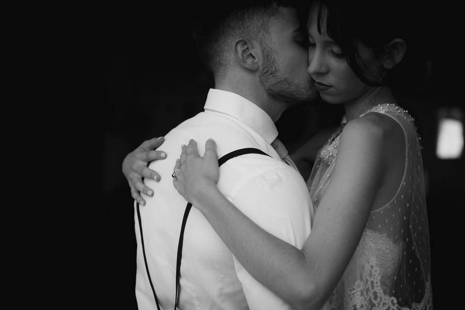 Bride and Groom B&W