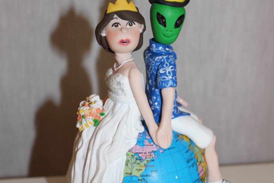 Cake topper