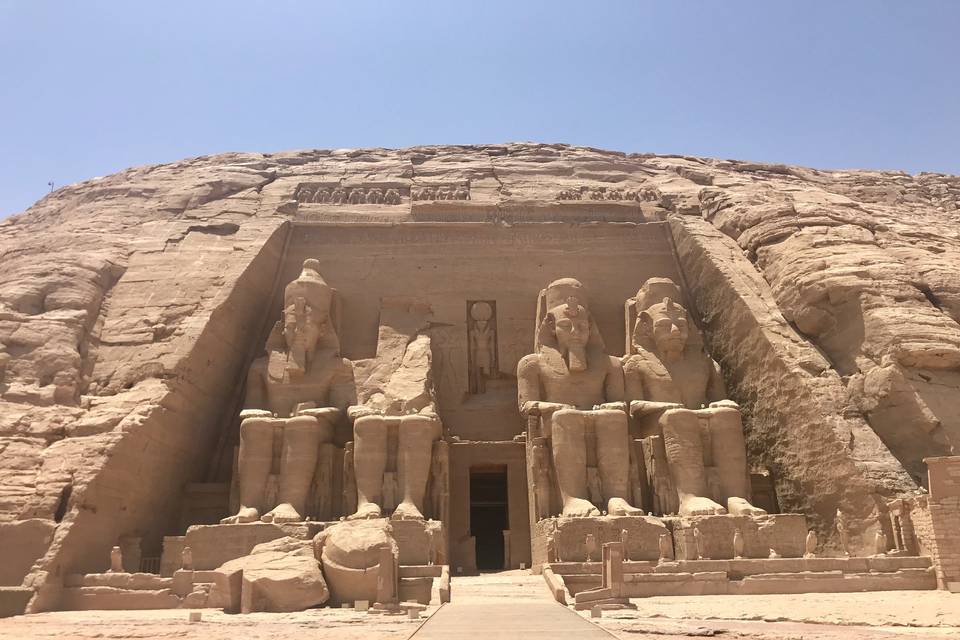 Abu Simbel, Alto Egitto