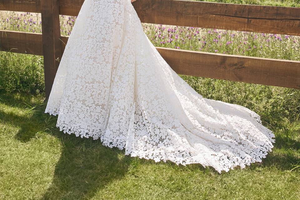 Abito Sposa linea A macramè