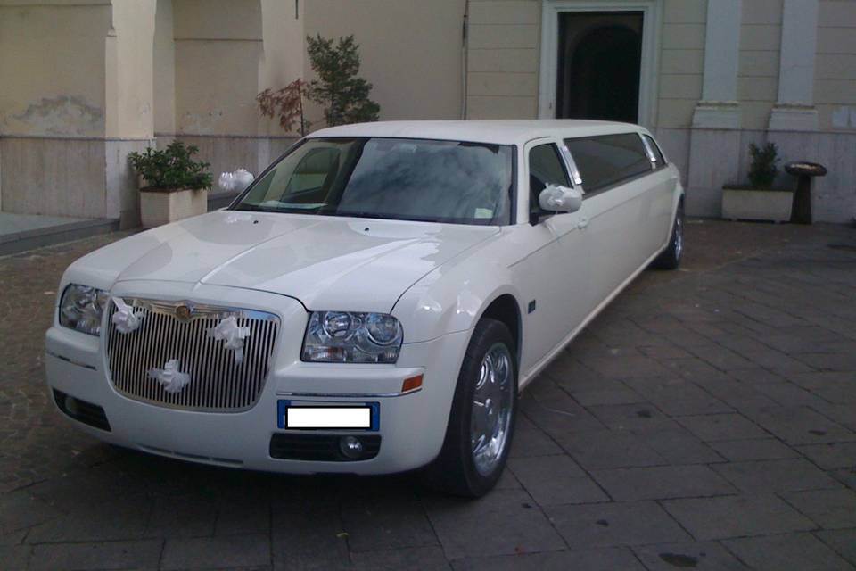 Chrysler limousine