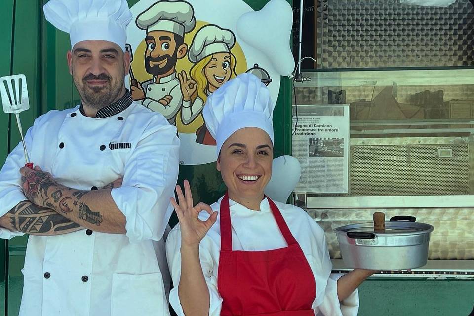Vestiti come il logo