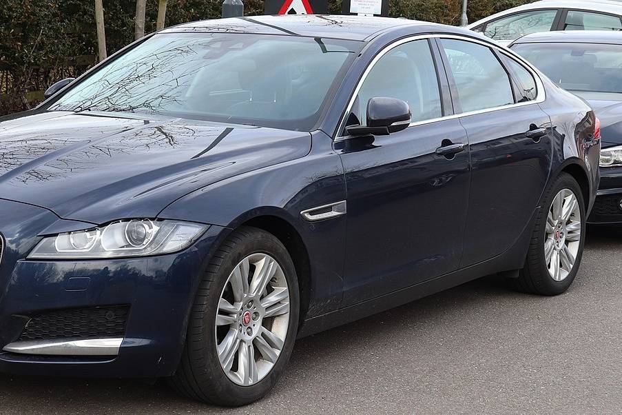 Jaguar xf