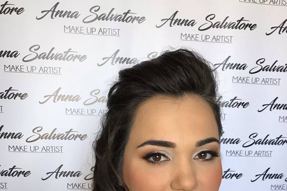 Anna Salvatore Makeup Artist