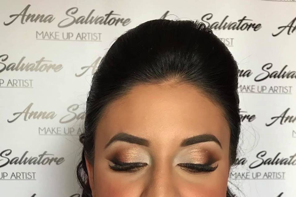 Anna Salvatore Makeup Artist