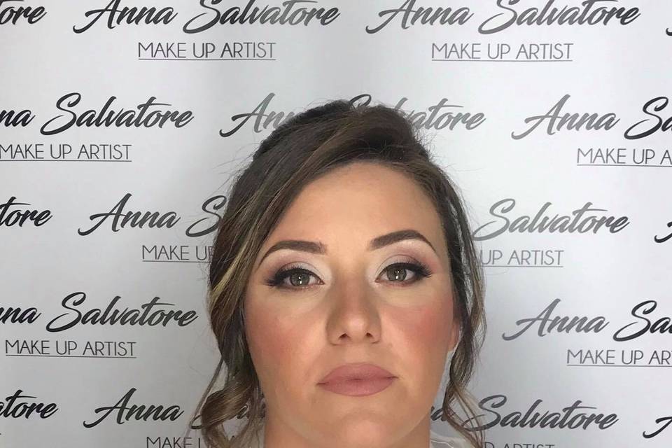Anna Salvatore Makeup Artist