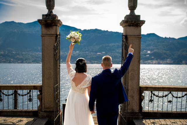 Matrimonio fronte lago