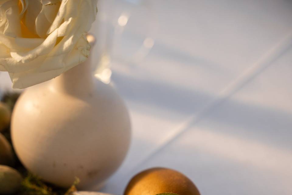 Marmo, fiori e frutta
