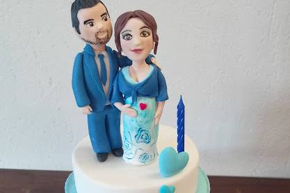 Cake topper