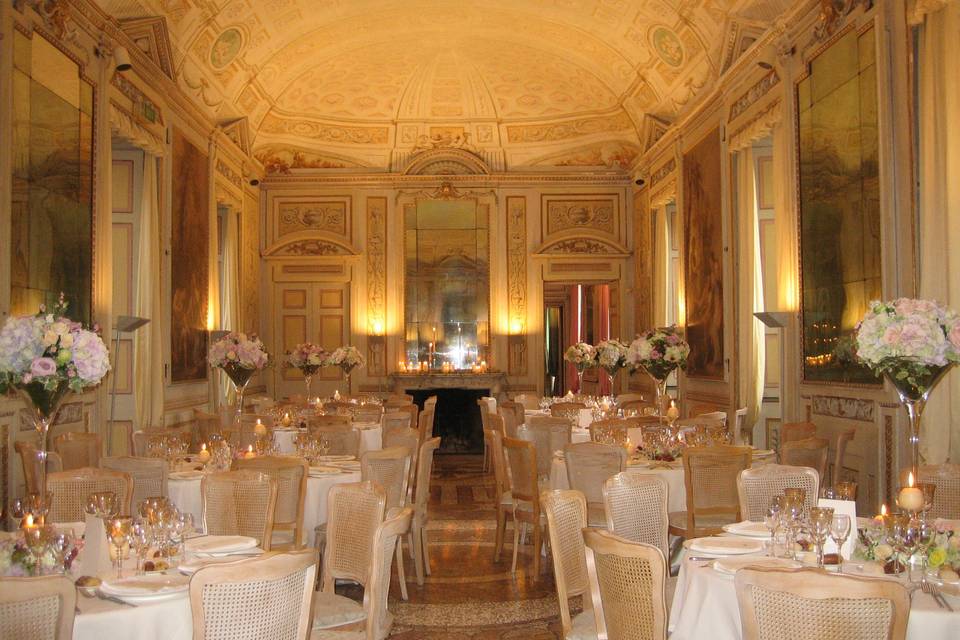 Sala degli specchi