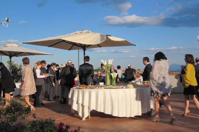 Buffet in terrazza