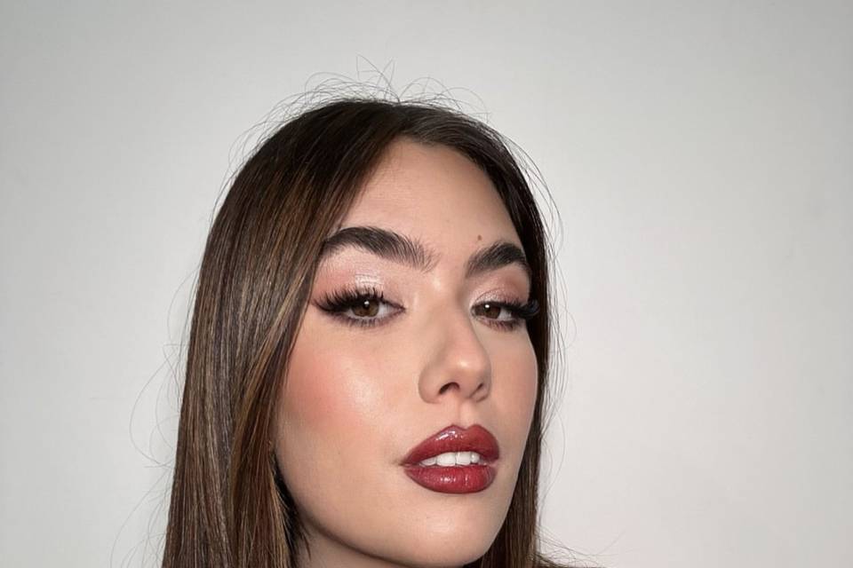 Romantic look