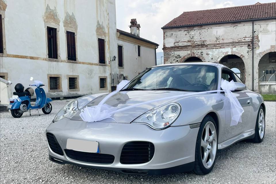 Porsche 911 4S