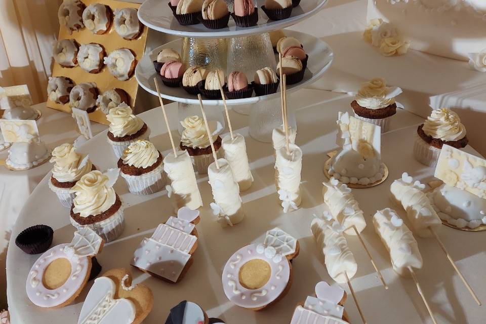 Sweet table