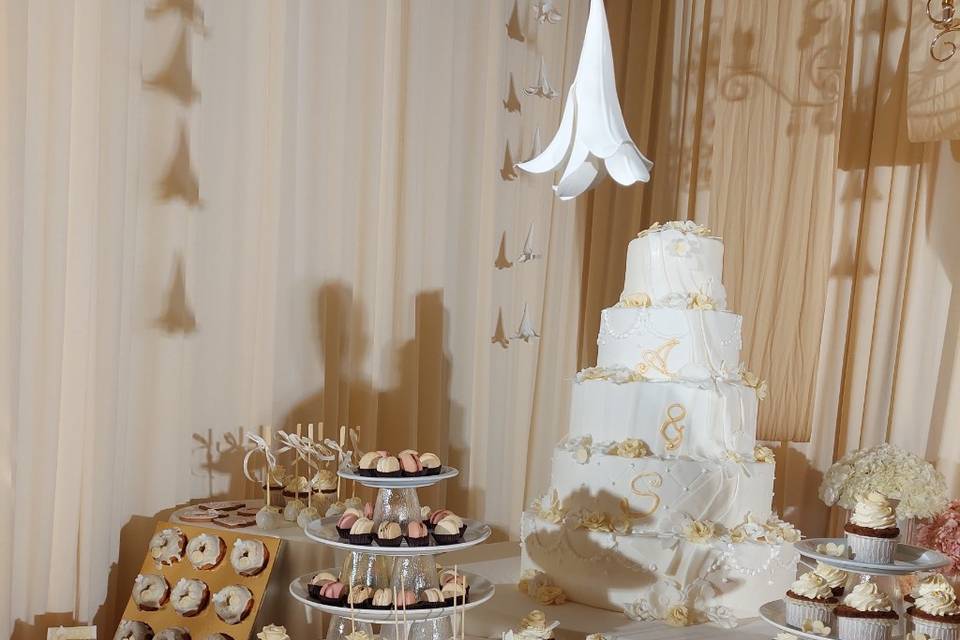 Sweet table