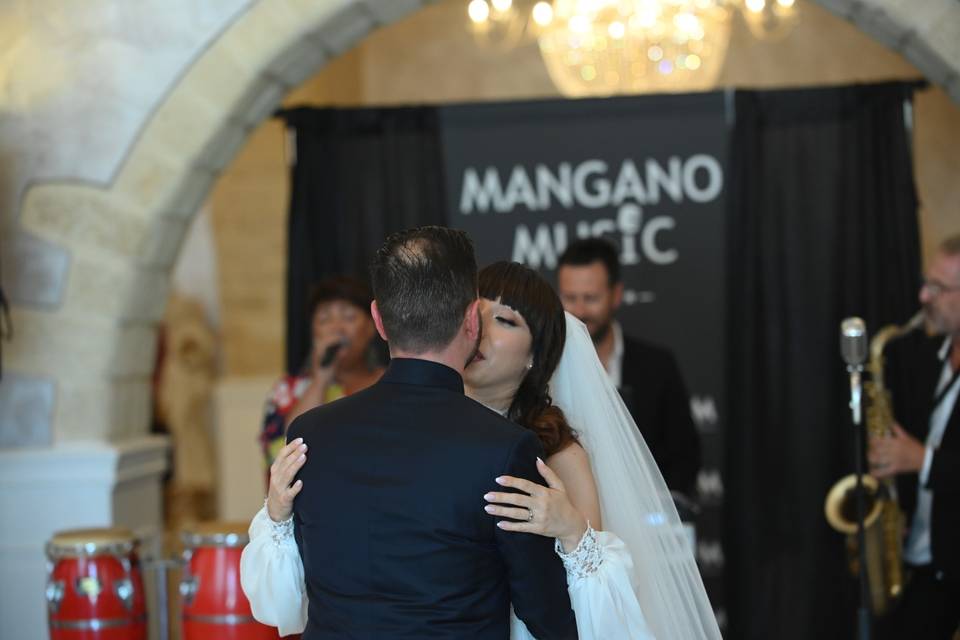 Mangano Music For Wedding