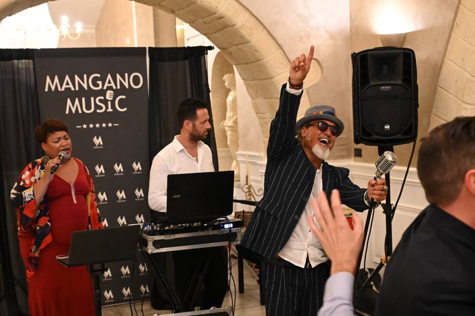 Mangano Music For Wedding