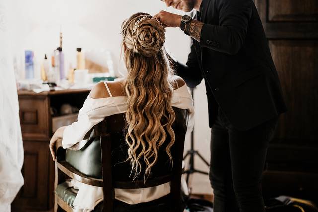 Trucco e acconciatura