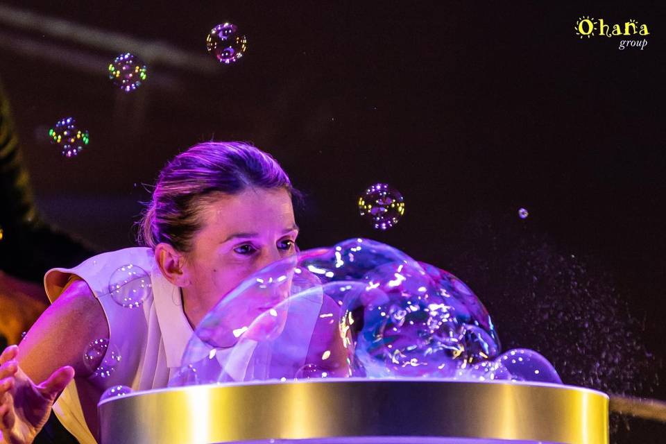 Bubble show