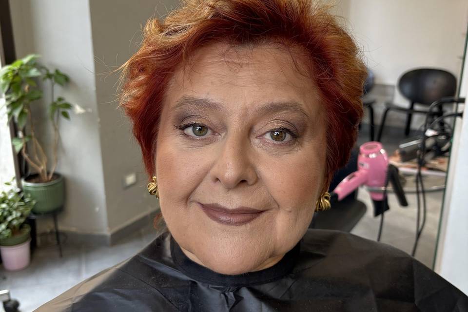 Trucco invitata glam