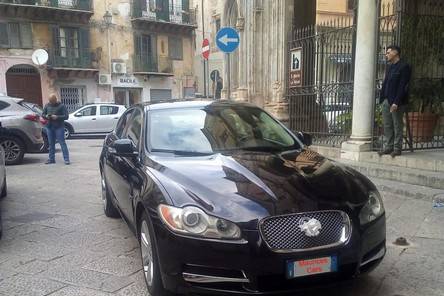 Jaguar xf