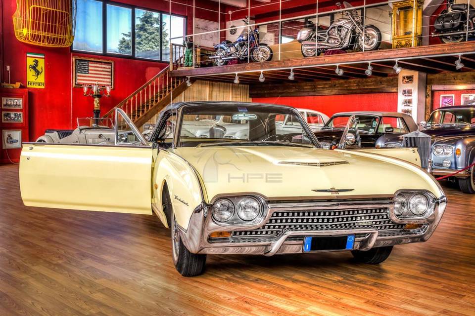 Ford Thunderbird