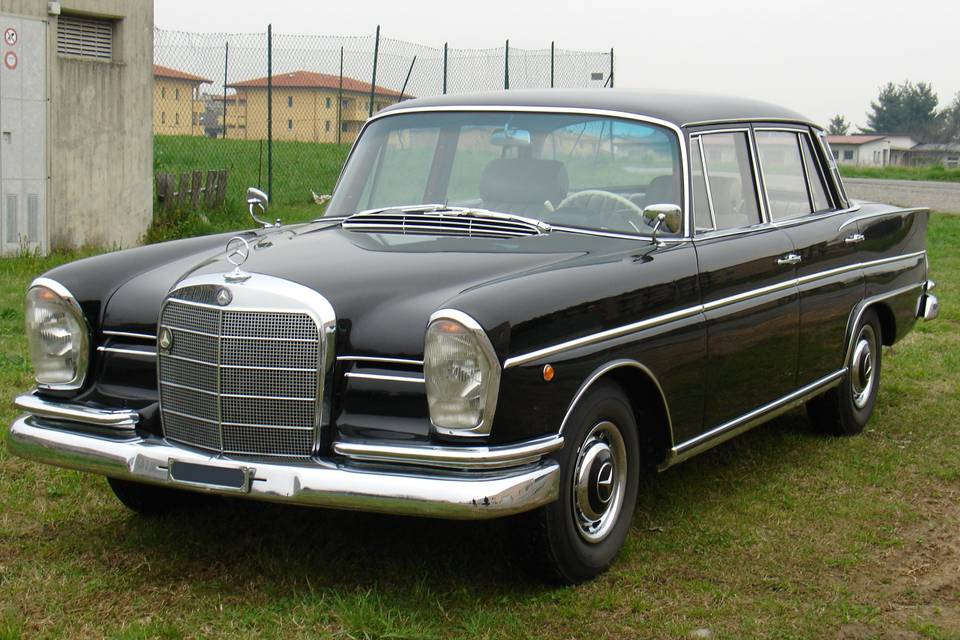 Mercedes Benz 300 Codine