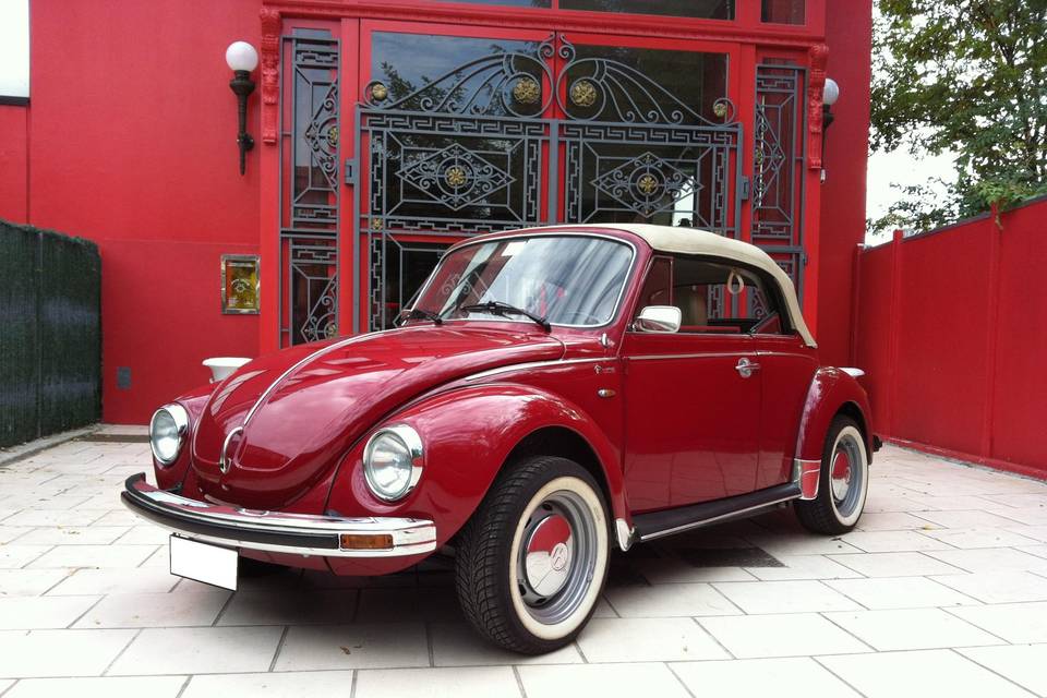 Maggiolone cabriolet rosso