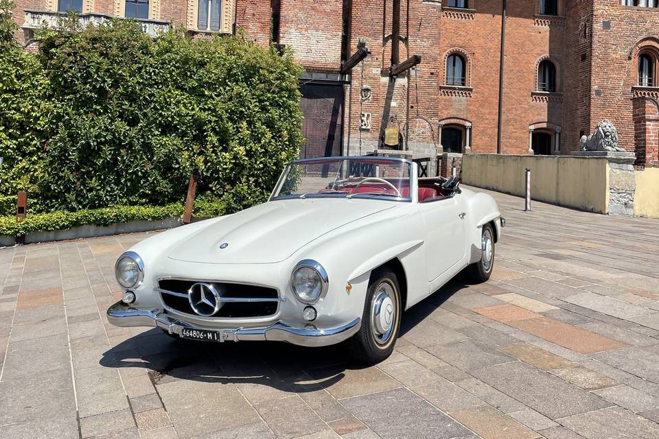 Mercedes Benz 190 SL bianca