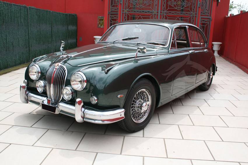 Jaguar MK II