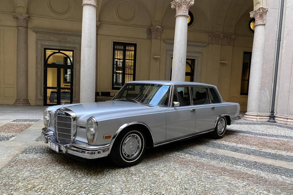 Mercedes Benz 600