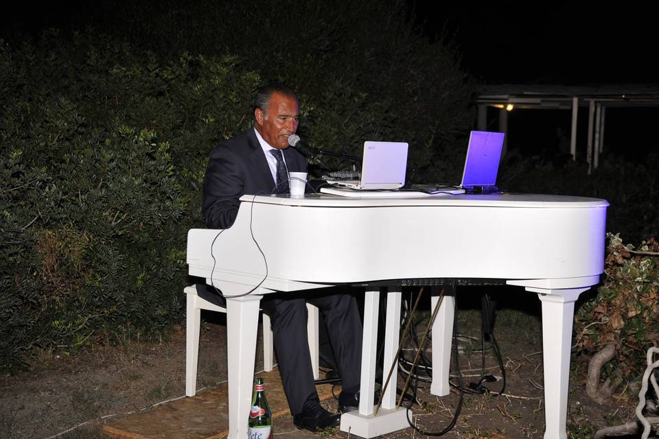 Piano Bar