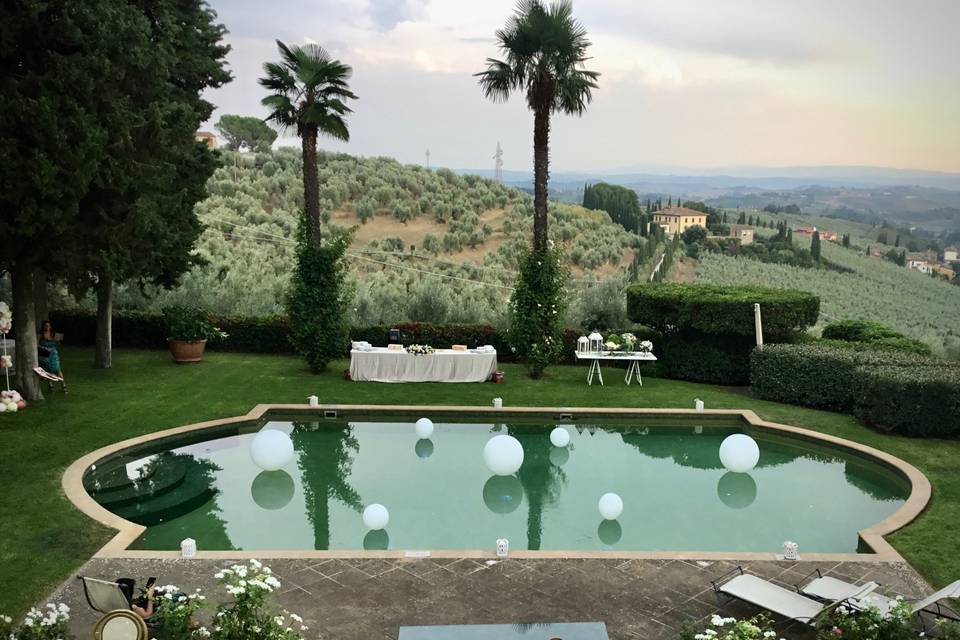 Vista sulla piscina